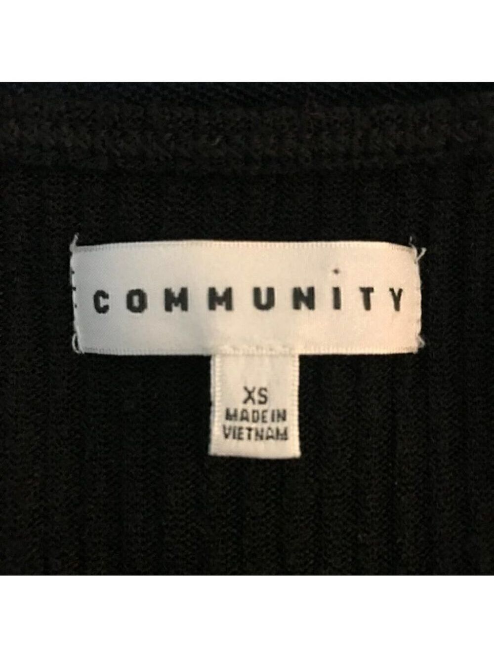 Aritzia  - Community Black Cropped Tank Size XS - Picture 2 of 4